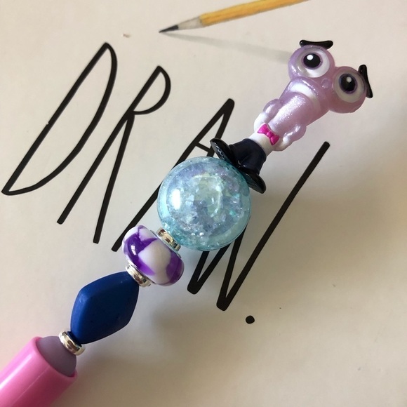 Disney Doorables: Inside Out: Fear handmade beaded pen - Picture 1 of 2